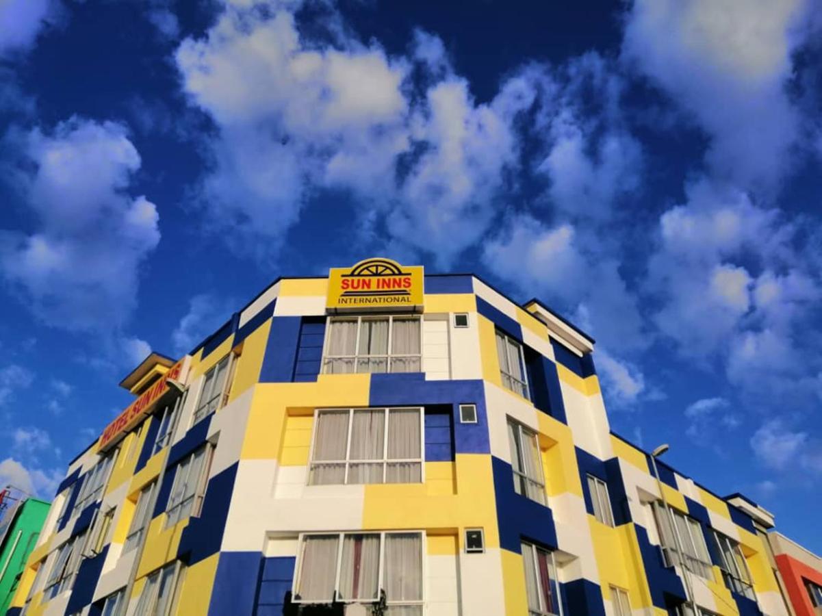 Sun Inns Hotel Meru Raya Chemor エクステリア 写真