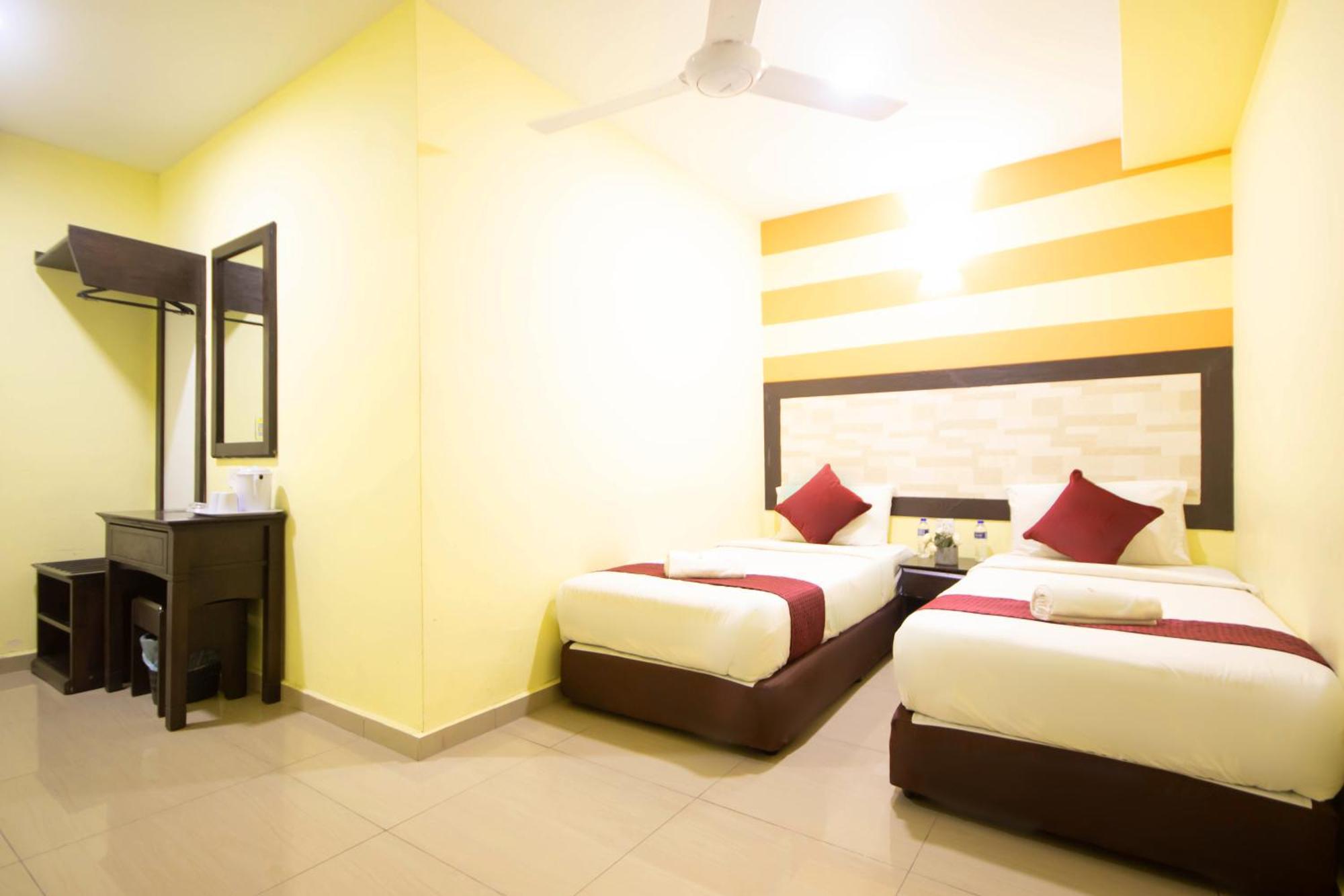 Sun Inns Hotel Meru Raya Chemor エクステリア 写真